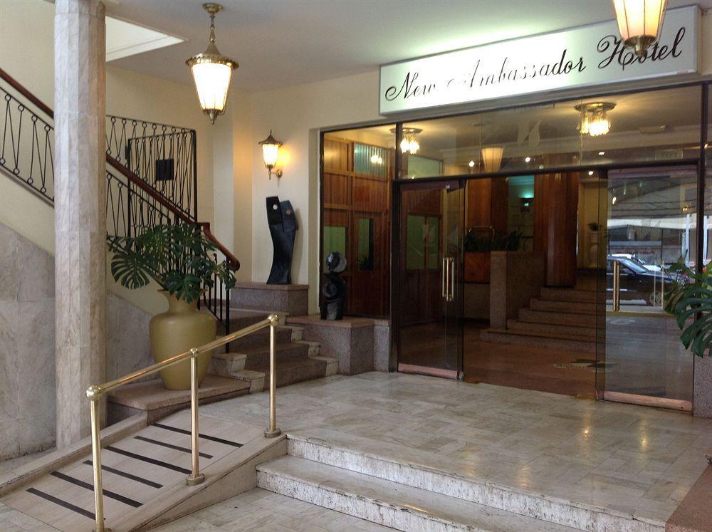 New Ambassador Hotel Harare Esterno foto