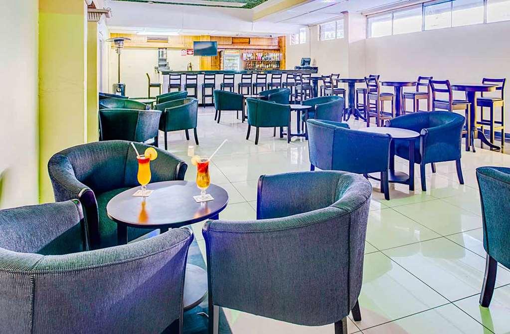 New Ambassador Hotel Harare Amenities foto