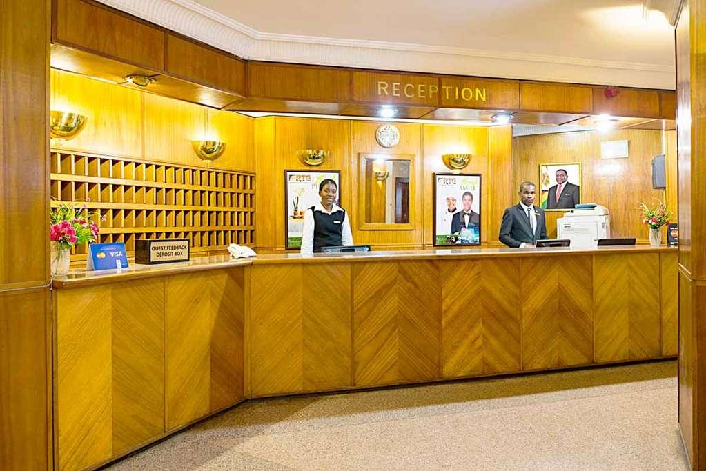 New Ambassador Hotel Harare Interno foto