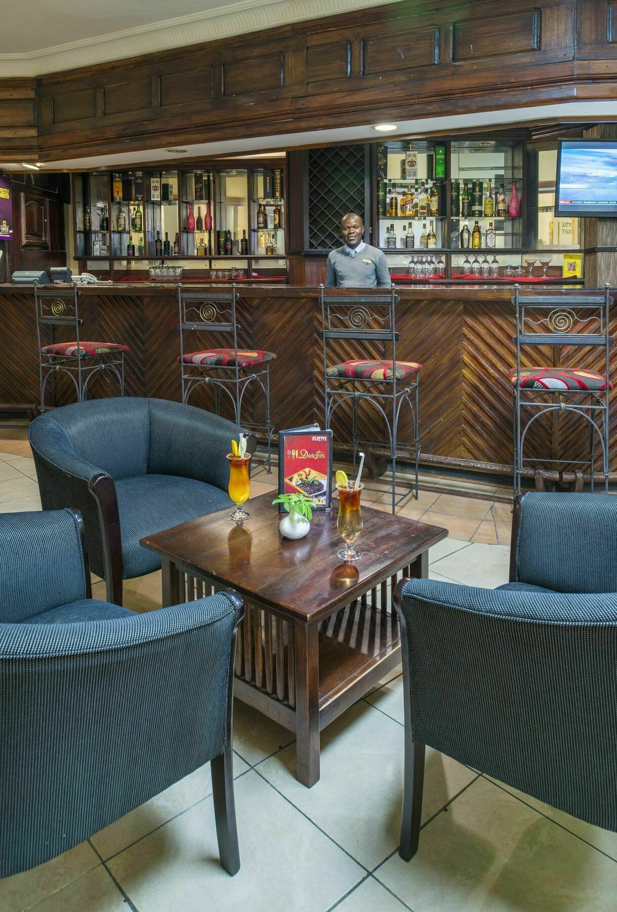 New Ambassador Hotel Harare Esterno foto